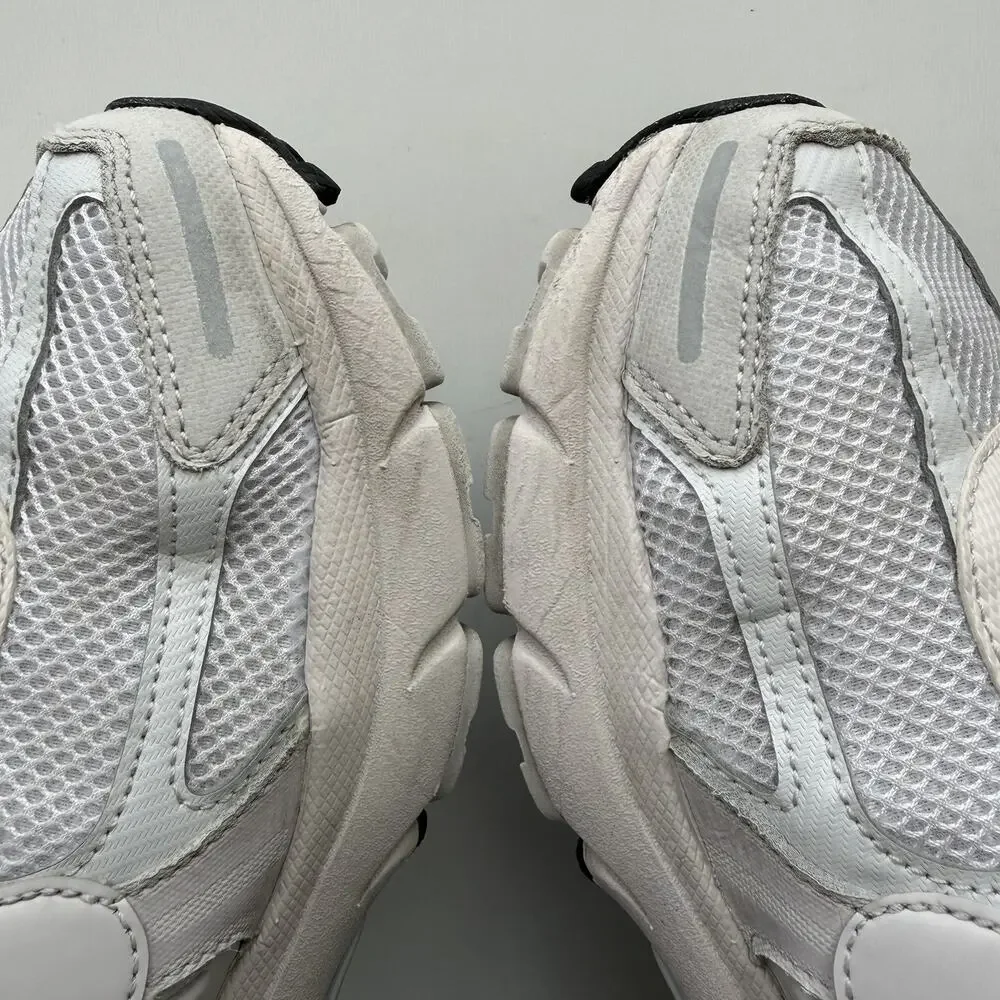Nike Zoom Vomero 5 Vast Grey Mens Size 10.5 Athletic Retro Shoes Sneakers